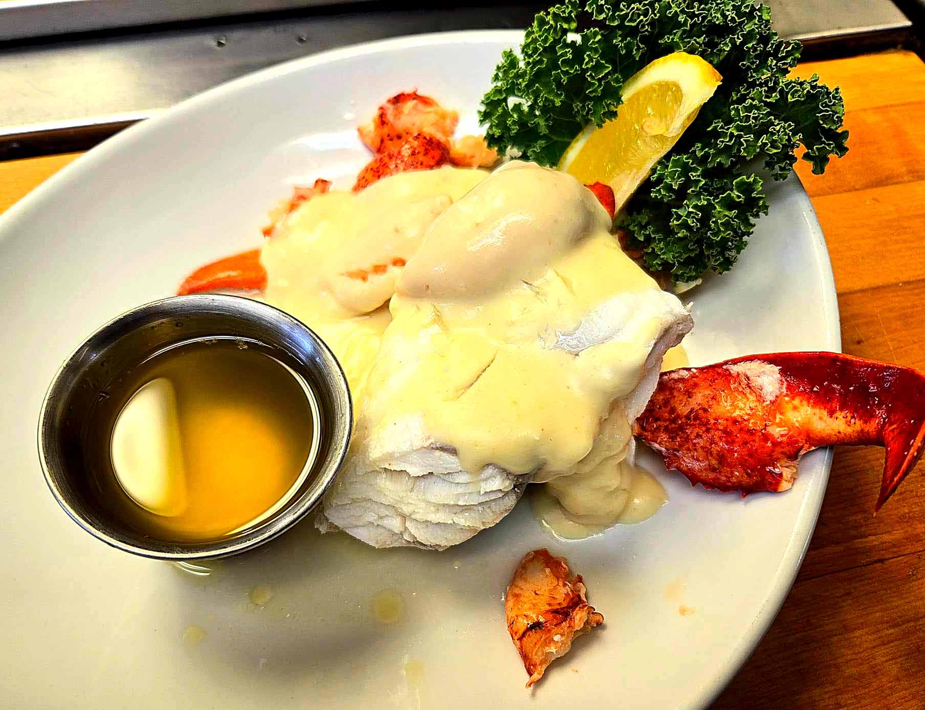 Adirondack-Seafood-Lobster-Gravy